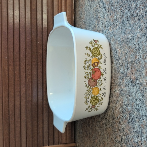 Corning Ware Spice of Life 1 1/2 Quart Casserole Dish - Picture 1 of 9